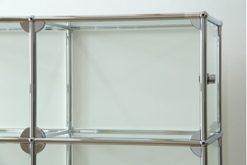 中古 　美品　スイス　USMハラー(USM Haller)　モジュール構造の3列4段ガラスキャビネット　(R-088871)