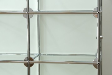 中古 　美品　スイス　USMハラー(USM Haller)　モジュール構造の3列4段ガラスキャビネット　(R-088871)