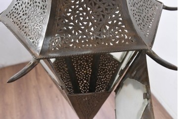 《引っ掛けシーリング式ペンダントライト加工費込み》　ヴィンテージ照明　モロッコ　真鍮製　透かし彫りが美しい吊り下げ照明　(R-088872)
