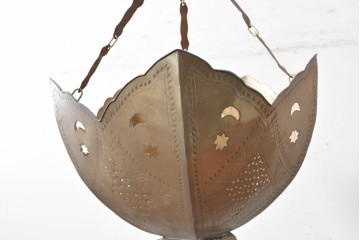 《引っ掛けシーリング式ペンダントライト加工費込み》　ヴィンテージ照明　真鍮製　透かし細工が美しい大振りな吊り下げ照明　(R-088886)