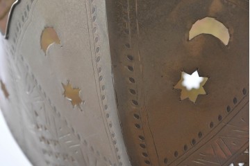 《引っ掛けシーリング式ペンダントライト加工費込み》　ヴィンテージ照明　真鍮製　透かし細工が美しい大振りな吊り下げ照明　(R-088886)