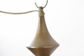中古照明　特注　クラシカルなランタン風デザインが素敵な大型の吊り下げ照明　(R-088888)
