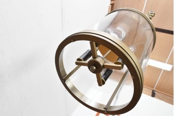 中古照明　特注　クラシカルなランタン風デザインが素敵な大型の吊り下げ照明　(R-088889)