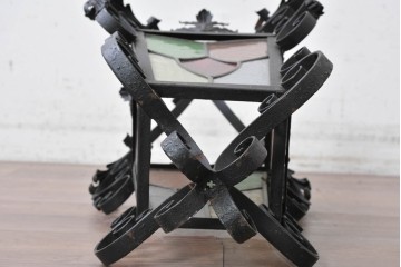 《引っ掛けシーリング式ペンダントライト加工費込み》　ヴィンテージ照明　イギリス　ロートアイアン　ステンドグラスが彩る優美な意匠のペンダントライト　(R-088907)