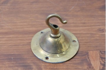 イギリスアンティーク　レリーフ(陽刻)の陰影が美しいペンダントライト　(R-088921)