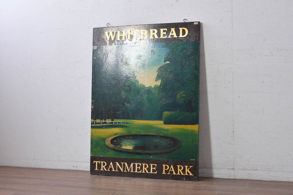 イギリスヴィンテージ　WHITBREAD(ウィットブレッド)　TRANMERE PARK(トランメア・パーク)のパブサイン　(R-088937)
