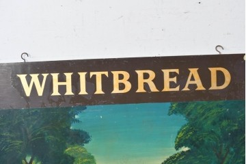 イギリスヴィンテージ　WHITBREAD(ウィットブレッド)　TRANMERE PARK(トランメア・パーク)のパブサイン　(R-088937)