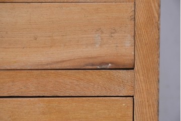和製ヴィンテージ　昭和中期　引き出し12段　ナチュラルな木味のレトロチェスト　(R-088950)