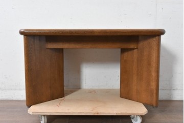 和製ヴィンテージ　ナラ材　小振りでしっかりとした作りのセンターテーブル　(R-088957)