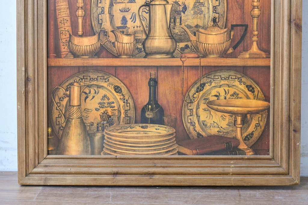 イギリスヴィンテージ　アンティーク調　食器棚の中を覗き込んだようなだまし絵額装　(R-088958)