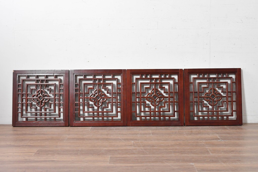 中古建具　中国　美品　タモ材　幾何学模様が美しい中国格子パネル4枚セット　(R-088961)