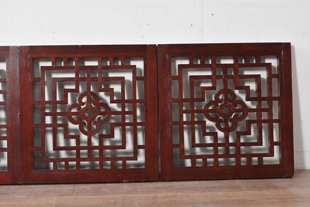 中古建具　中国　美品　タモ材　幾何学模様が美しい中国格子パネル4枚セット　(R-088961)