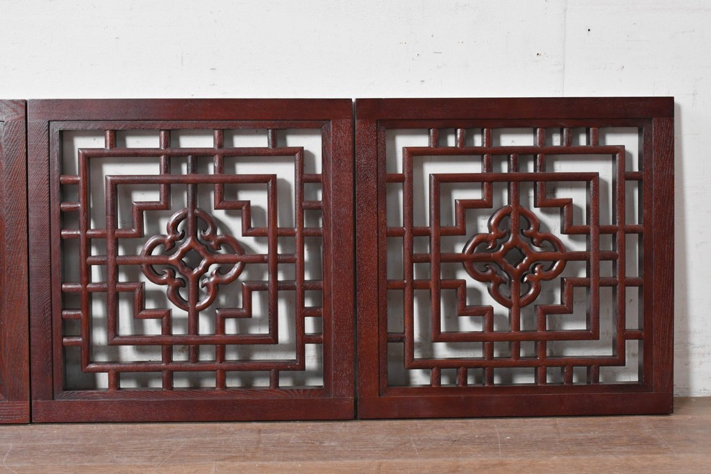 中古建具　中国　美品　タモ材　幾何学模様が美しい中国格子パネル4枚セット　(R-088962)