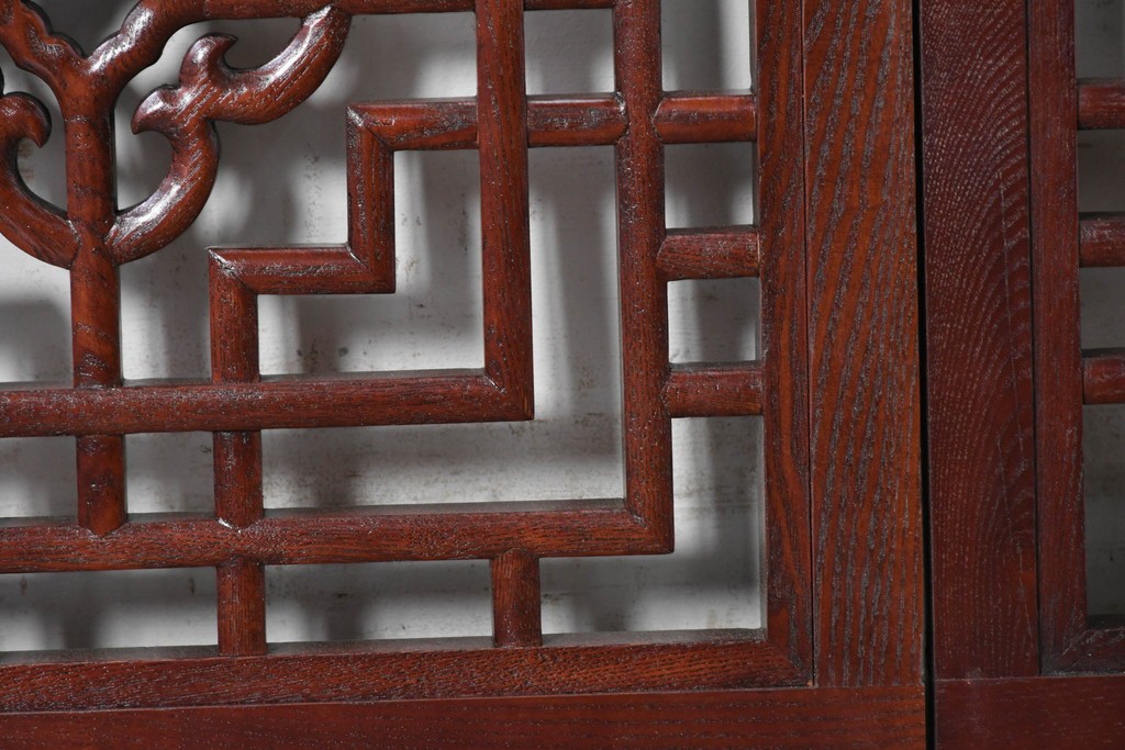 中古建具　中国　美品　タモ材　幾何学模様が美しい中国格子パネル4枚セット　(R-088962)