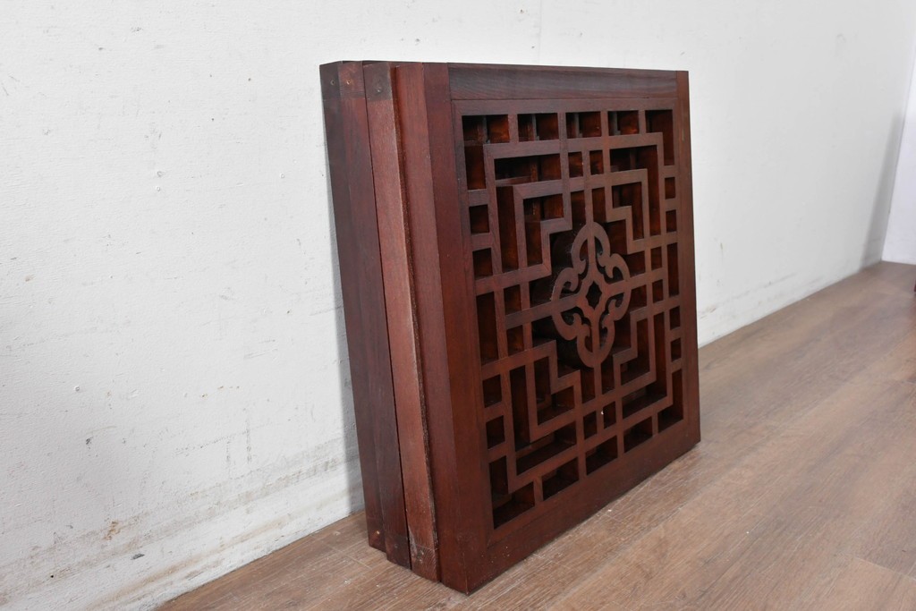 中古建具　中国　美品　タモ材　幾何学模様が美しい中国格子パネル4枚セット　(R-088962)
