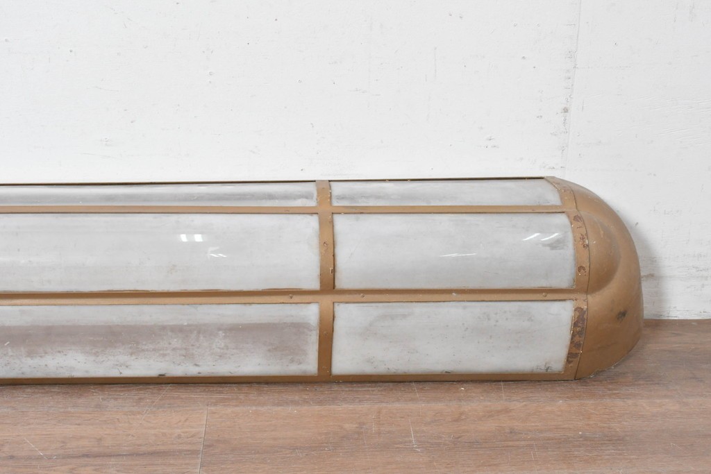 【簡易リペア限定品】　特大!!　幅1750mm　圧倒的な存在感を放つ無骨なフレームデザインの照明カバー　(R-088966)