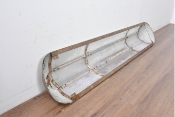 【簡易リペア限定品】　特大!!　幅1750mm　圧倒的な存在感を放つ無骨なフレームデザインの照明カバー　(R-088966)