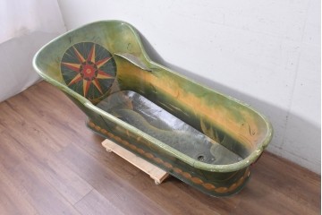 【簡易リペア限定品】　ヨーロッパアンティーク　激レア　希少　英国　著名工房リペイント作品　海洋モチーフが印象的なアートピースバスタブ　※実用不可　(R-088968)
