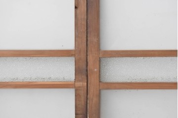 ヴィンテージ建具　昭和中期　レトロなガラス窓2枚セット　(R-088970)