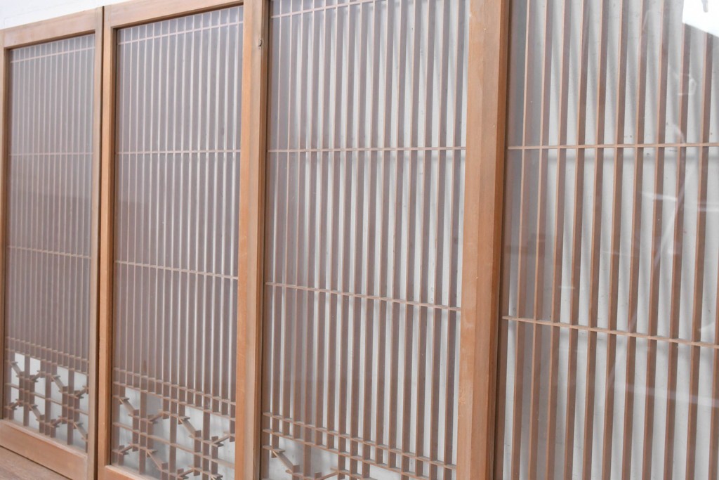 ヴィンテージ建具　昭和後期　組子細工が映える片面ガラス書院窓4枚セット　(R-088973)