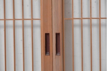 ヴィンテージ建具　昭和後期　組子細工が映える片面ガラス書院窓4枚セット　(R-088973)