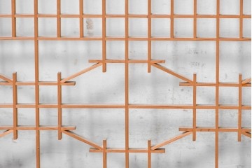 ヴィンテージ建具　昭和後期　組子細工が映える片面ガラス書院窓4枚セット　(R-088973)