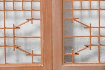 ヴィンテージ建具　昭和後期　組子細工が映える片面ガラス書院窓4枚セット　(R-088973)
