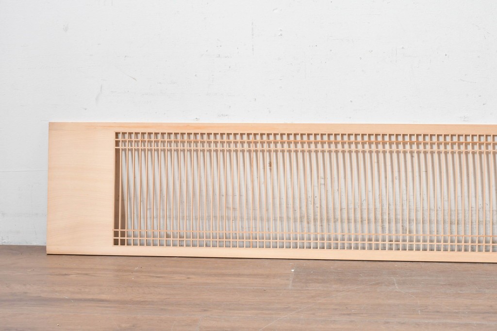 ヴィンテージ建具　昭和後期　すっきりとした縦格子が上品な筬欄間1枚　(R-088976)
