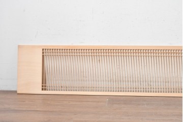 ヴィンテージ建具　昭和後期　すっきりとした縦格子が上品な筬欄間1枚　(R-088976)