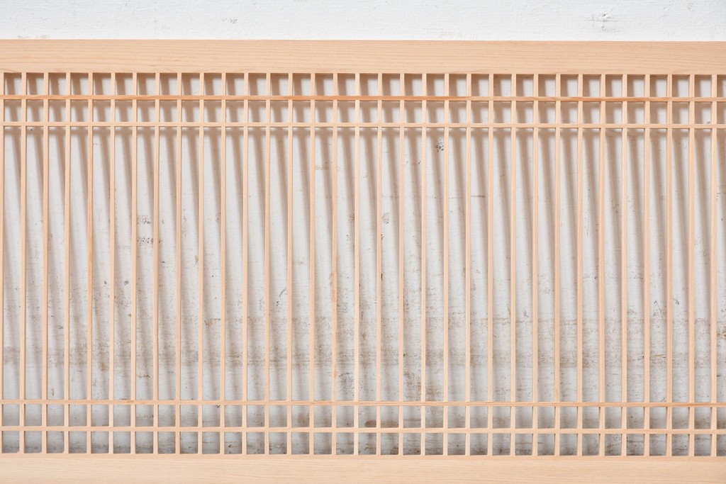 ヴィンテージ建具　昭和後期　すっきりとした縦格子が上品な筬欄間1枚　(R-088976)