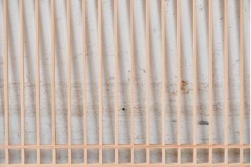 ヴィンテージ建具　昭和後期　すっきりとした縦格子が上品な筬欄間1枚　(R-088976)