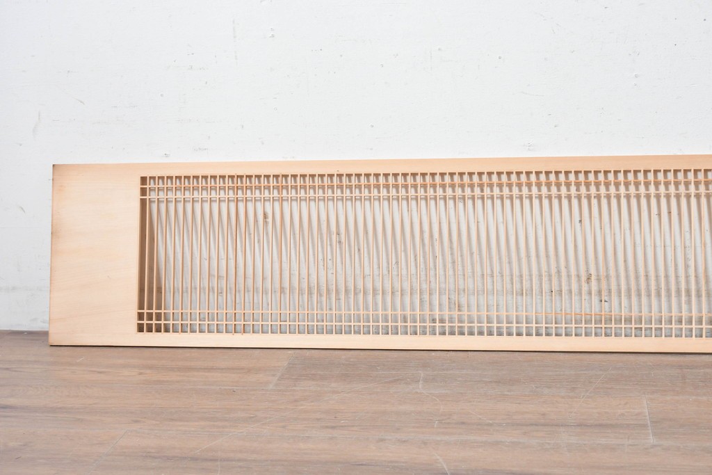 ヴィンテージ建具　昭和後期　すっきりとした縦格子が上品な筬欄間1枚　(R-088976)