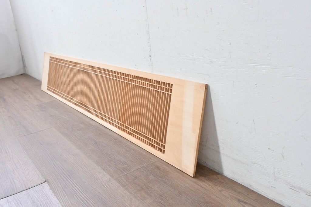 ヴィンテージ建具　昭和後期　すっきりとした縦格子が上品な筬欄間1枚　(R-088976)