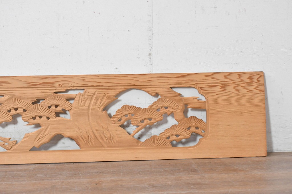 ヴィンテージ建具　昭和後期　鶴松図の彫刻があしらわれた彫刻欄間2枚セット　(R-088979)