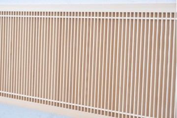ヴィンテージ建具　昭和後期　端正な縦格子が美しい筬欄間2枚セット　(R-088980)