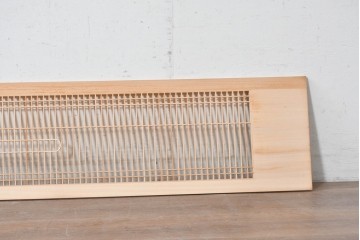 ヴィンテージ建具　昭和後期　整然と並ぶ格子に流れるような曲線が美しい筬欄間2枚セット　(R-088981)