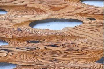 ヴィンテージ建具　昭和後期　屋久杉材　節穴を活かしたデザインが味わい深い欄間2枚セット　(R-088982)