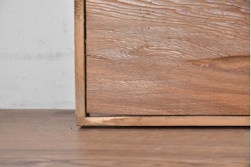 ヴィンテージ建具　昭和後期　屋久杉　節穴を活かしたデザインが味わい深い欄間2枚セット　(R-088984)