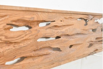 ヴィンテージ建具　昭和後期　屋久杉　節穴を活かしたデザインが味わい深い欄間2枚セット　(R-088985)