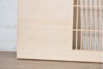 ヴィンテージ建具　昭和後期　筬格子に鶴と松の立体彫刻が映える欄間2枚セット　(R-088990)