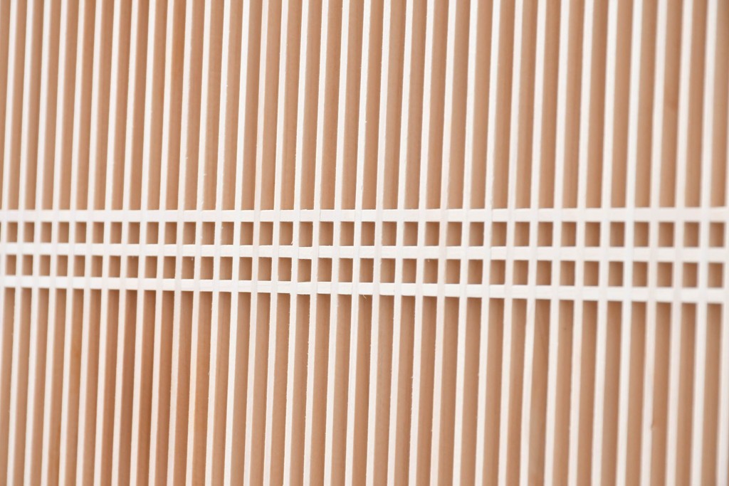 ヴィンテージ建具　昭和後期　職人技が光る細密な筬欄間2枚セット　(R-088998)