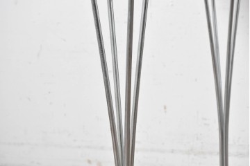 デンマークヴィンテージ　FRITZ HANSEN(フリッツハンセン)　数学的曲線でデザインされたスーパー円テーブル　現行定価約34万円　(R-088999)