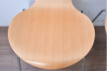 中古　美品　FRITZ HANSEN(フリッツハンセン)　ビーチ材　SERIES 7(セブンチェア)　ナチュラルなダイニングチェア2脚セット　現行定価2脚で約14万円　(R-089000)