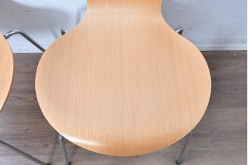 中古　美品　FRITZ HANSEN(フリッツハンセン)　ビーチ材　SERIES 7(セブンチェア)　ナチュラルなダイニングチェア2脚セット　現行定価2脚で約14万円　(R-089000)