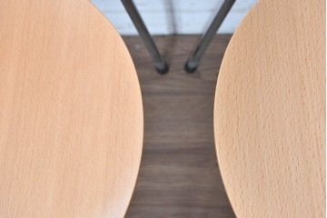中古　美品　FRITZ HANSEN(フリッツハンセン)　ビーチ材　SERIES 7(セブンチェア)　ナチュラルなダイニングチェア2脚セット　現行定価2脚で約14万円　(R-089000)