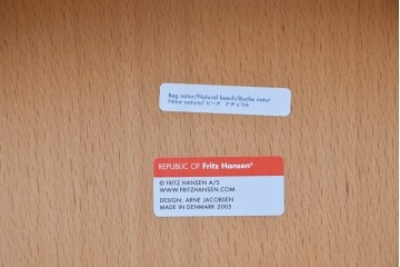 中古　美品　FRITZ HANSEN(フリッツハンセン)　ビーチ材　SERIES 7(セブンチェア)　ナチュラルなダイニングチェア2脚セット　現行定価2脚で約14万円　(R-089000)