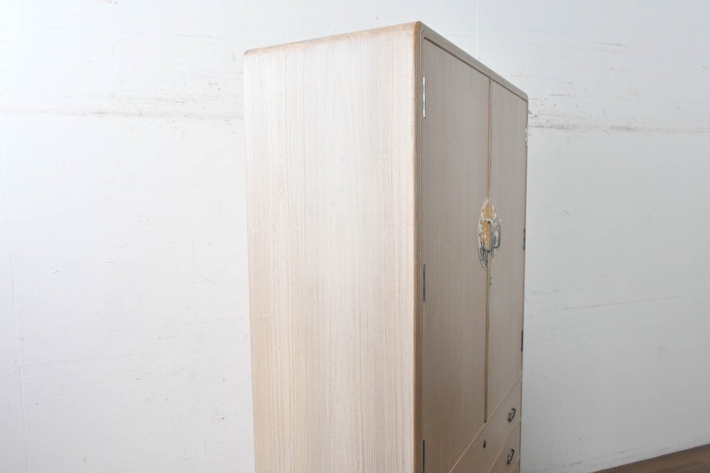 中古　美品　伝統工芸士　田澤謙介作　胴厚・四方丸の加茂総桐箪笥　(R-089002)