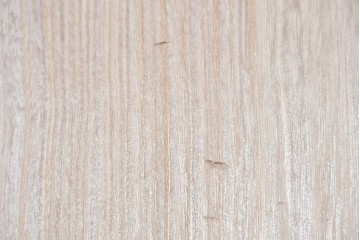 中古　伝統工芸士　田澤謙介作　菊文様の金具が上品な加茂総桐箪笥　(R-089003)