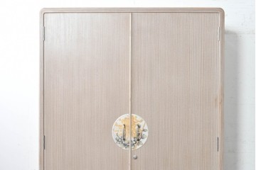 中古　伝統工芸士　田澤謙介作　菊文様の金具が上品な加茂総桐箪笥　(R-089003)