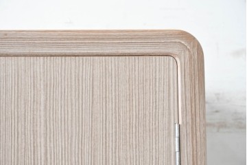 中古　伝統工芸士　田澤謙介作　菊文様の金具が上品な加茂総桐箪笥　(R-089003)